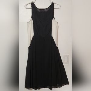 Vince Camuto size L dress